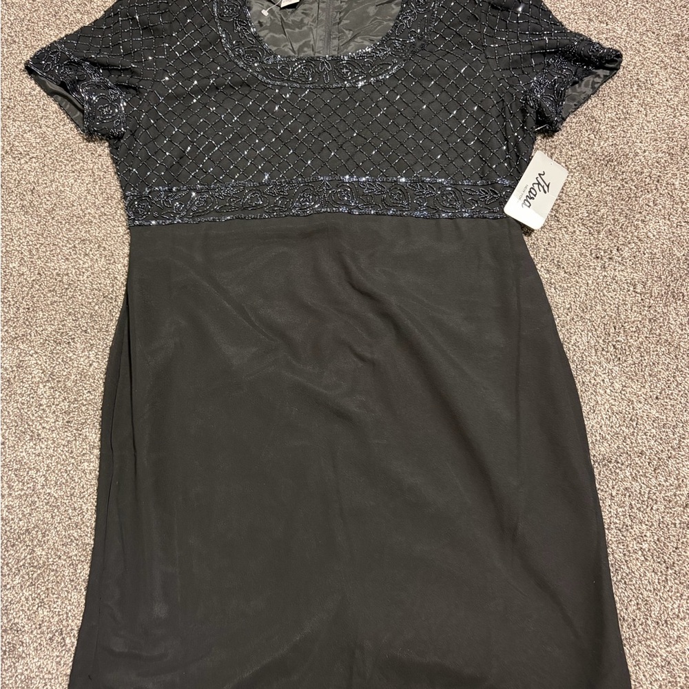 J Kara Vintage NWT Elegant Black Short Sleeve Dress size 14